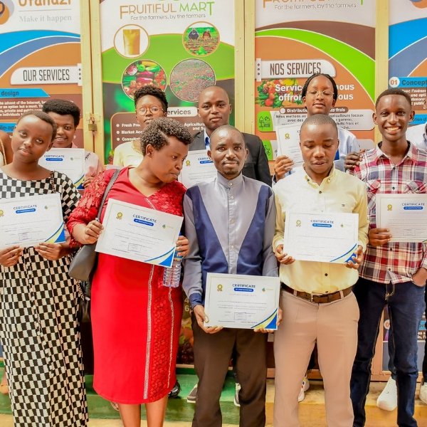 Ufanuzi Freelancers attending a training in Burundi 